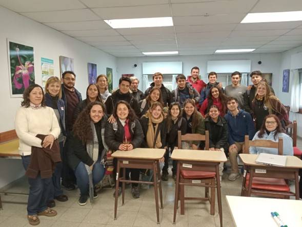 Fontagro HLB project leader trains agronomy students at UNLu