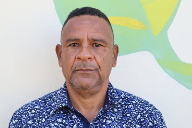 Víctor Manuel  Landa Pérez