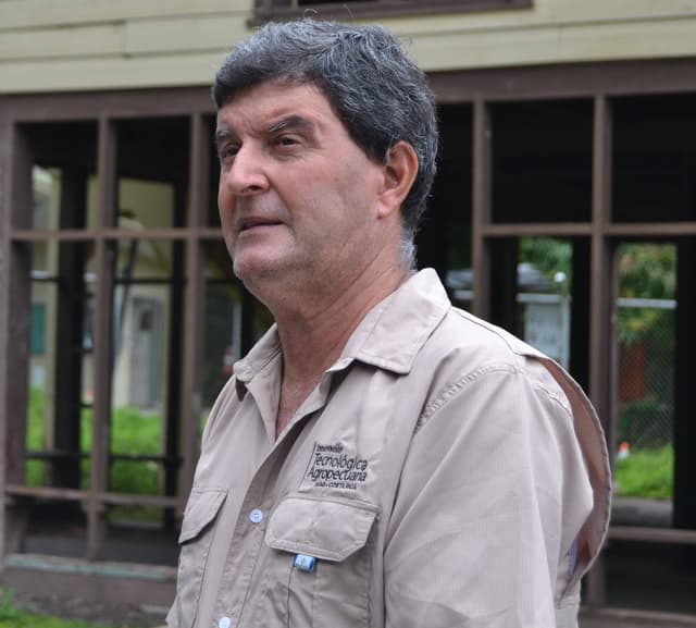 Moisés Hernández Chaves