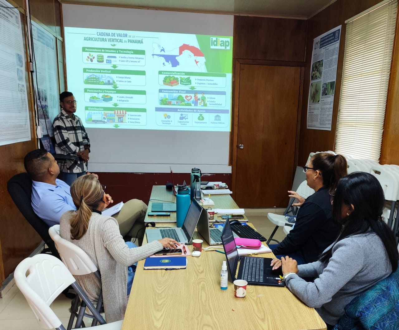 IDIAP fortalece coordinación del proyecto de Agricultura Vertical en reunión técnica en Cerro Punta