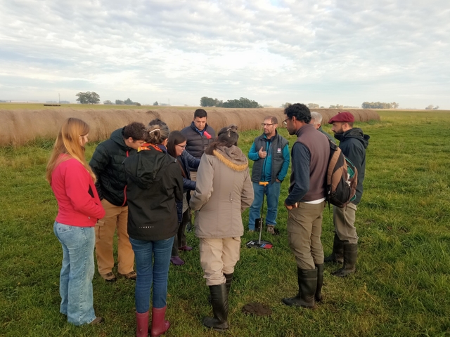 Taller regional en Balcarce fortaleció capacidades para el monitoreo y manejo del pasto
